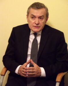 Prof. Piotr Gliński by Piotr Drabik from Poland - Prof. Piotr GlińskiUploaded by Dudek1337, CC BY 2.0, https://commons.wikimedia.org/w/index.php?curid=22138072 Prof. Piotr Gliński by Piotr Drabik from Poland - Prof. Piotr GlińskiUploaded by Dudek1337, CC BY 2.0, https://commons.wikimedia.org/w/index.php?curid=22138072